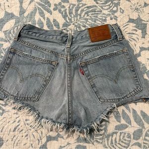 Levi 501 cutoff shorts